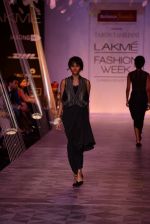 Model walk for Tarun Tahiliani Show at LFW 2014 Day 1 in Grand Hyatt, Mumbai on 12th March 2014